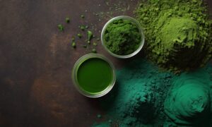 Grafika wiodąca do artykułu: chlorella spirulina - którą z alg wybrać
