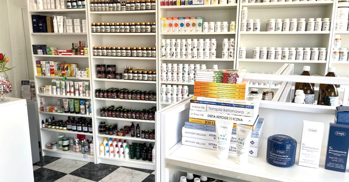 Suplementy diety w sklepie, zdjęcie wiodące dla suplementy diety Piaseczno